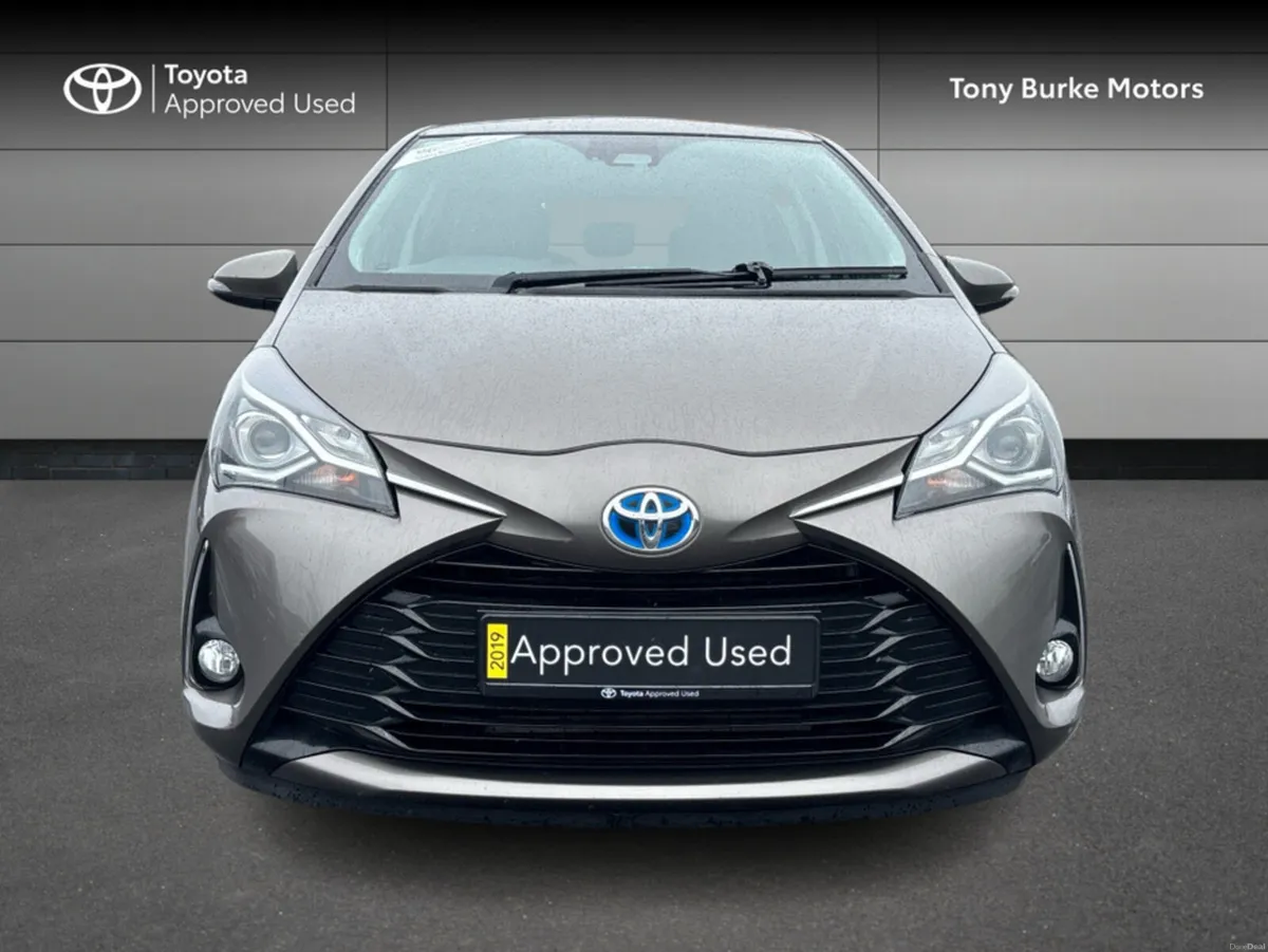 Toyota Yaris - Hybrid - Luna Edition - 1.5 - 5dr & - Image 5