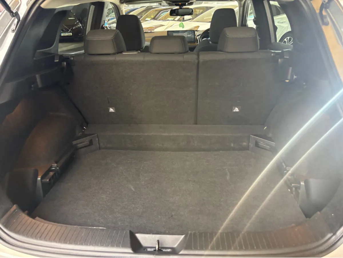 Nissan Qashqai EPOWER SV PREMIUM GR R RR 4DR AUTO - Image 4