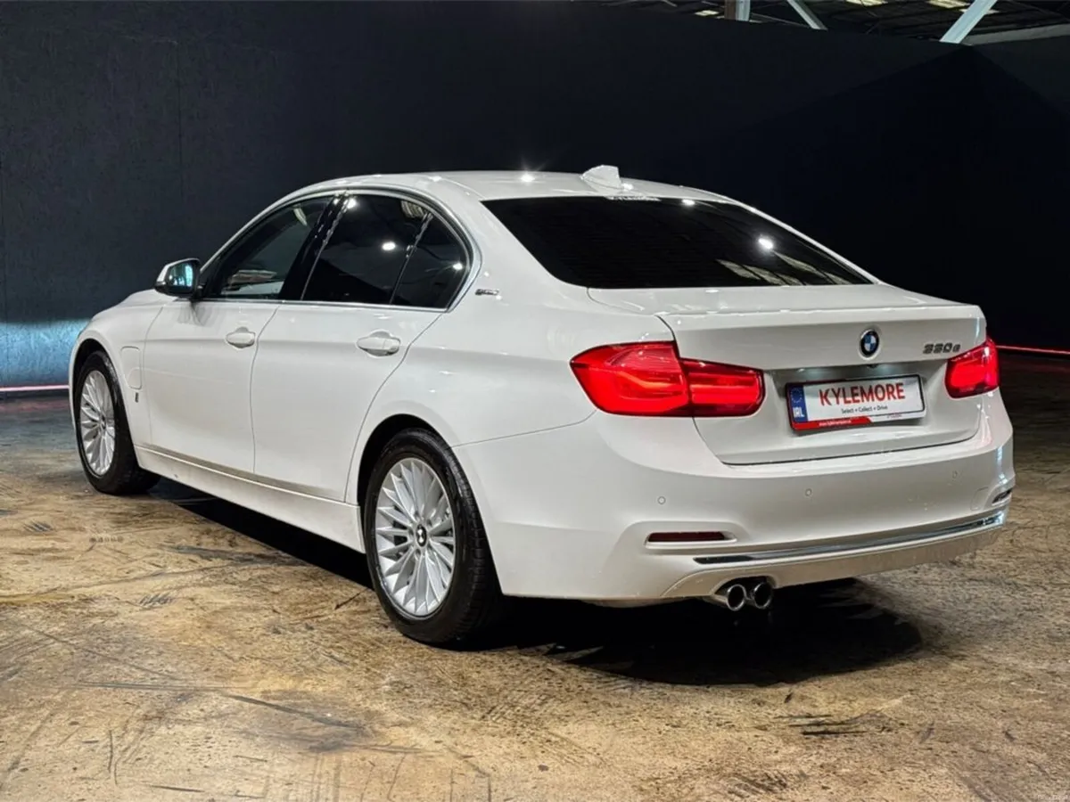 BMW 3-Series HYBRID 330E LUXURY - FULL BROWN LEATH - Image 5