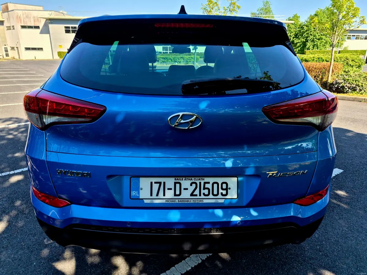 2017  HYUNDAI TUCSON 1.7D PLATINUM  SUNROOF - Image 3