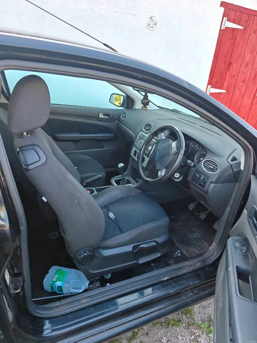Ford focus - Image 2