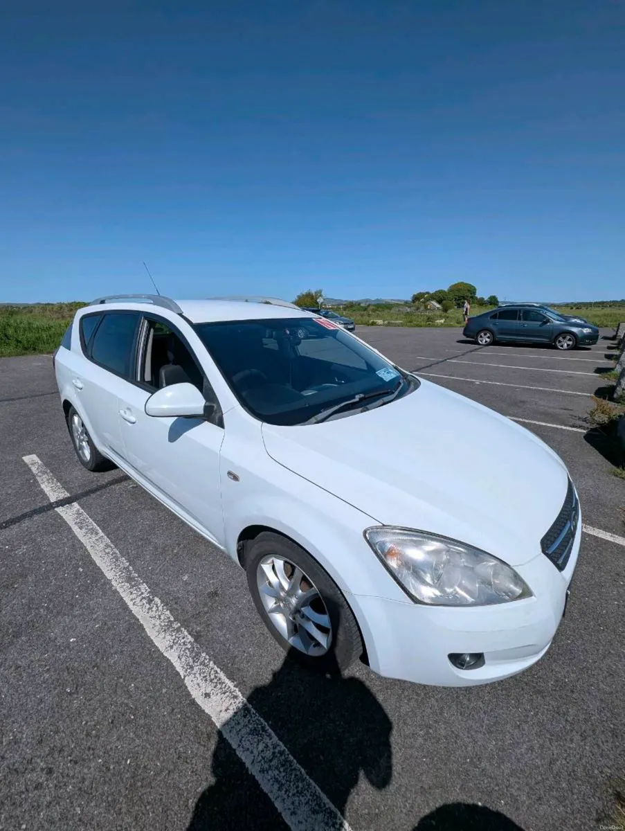 KIA CEED ED 2009 CRDI 1.6 - Image 2