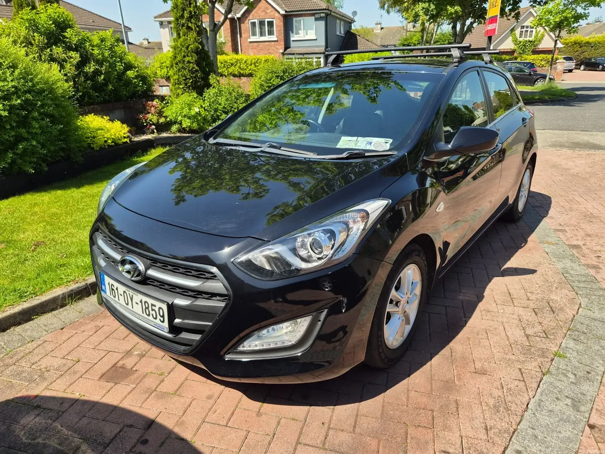 Hyundai i30 2016 Diesel FSH Low Klms - Image 2