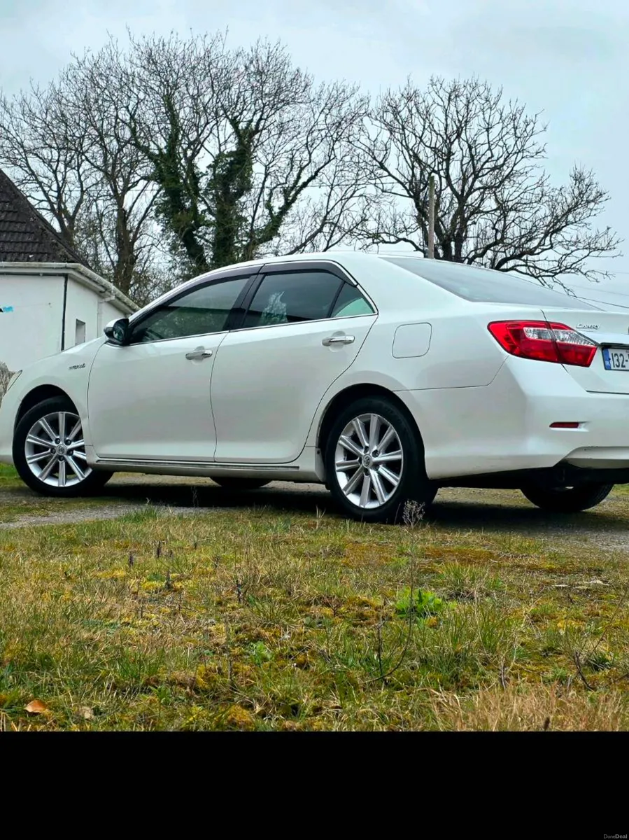 TOYOTA CAMRY 2013 Petrol Hybrid - Image 1