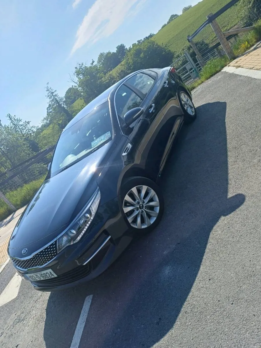 182 kia optima - Image 1