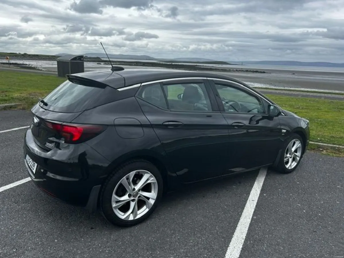 Vauxhall Astra Sri 1.4i Turbo 2017 only 58196km - Image 2