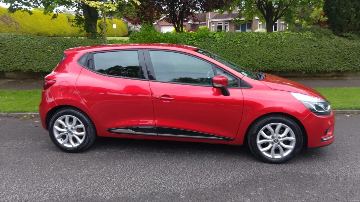 Renault Clio 1.2 Dynamique. New NCT 2028 - Image 2