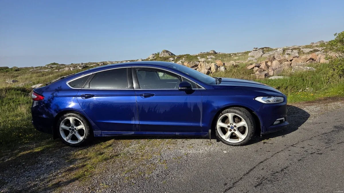 Ford Mondeo Titanium - Image 2