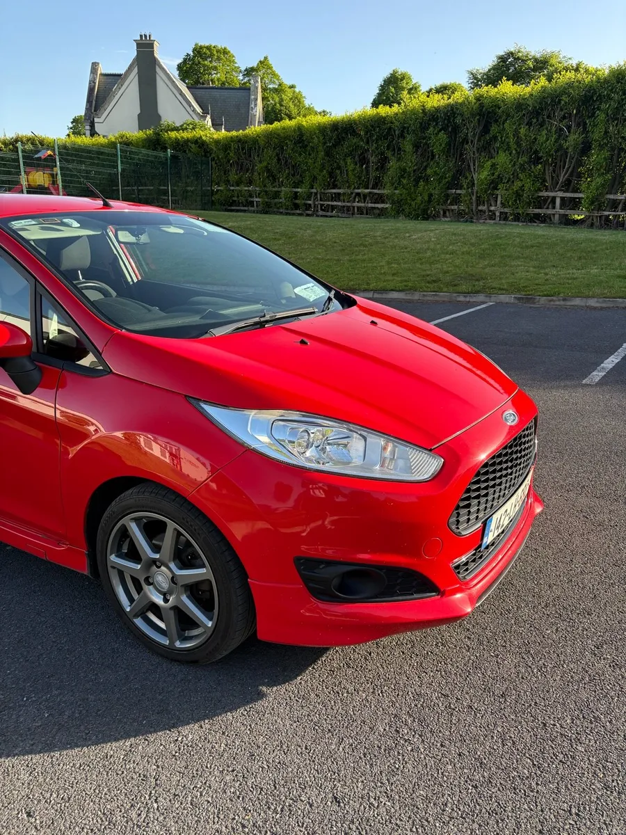 Ford Fiesta Zetec S - Image 3