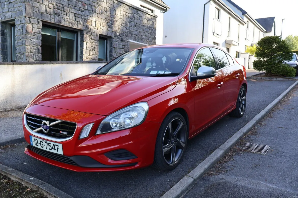 Volvo S60 R-Design - Image 1
