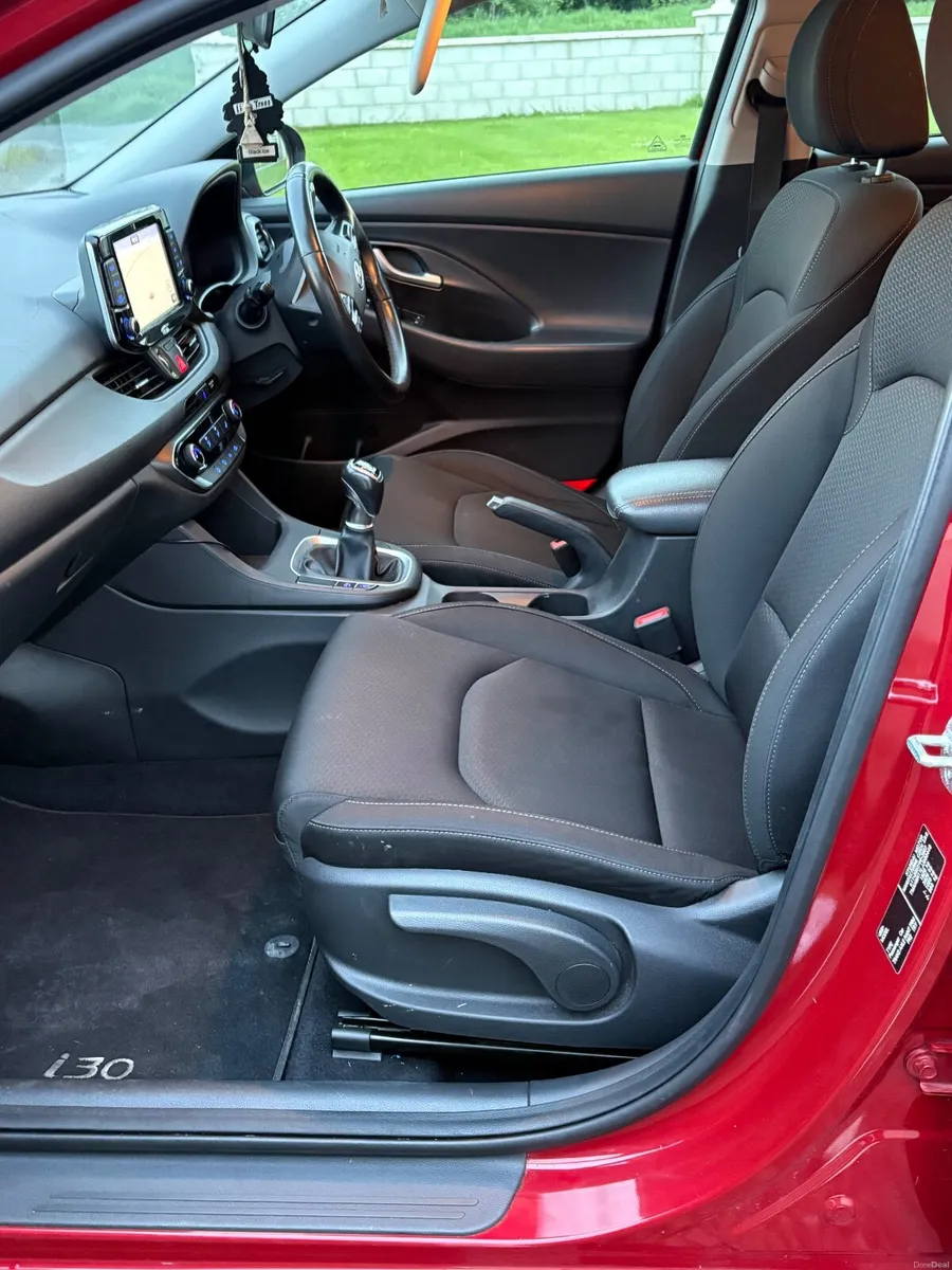 Hyundai i30 2018 - Image 3