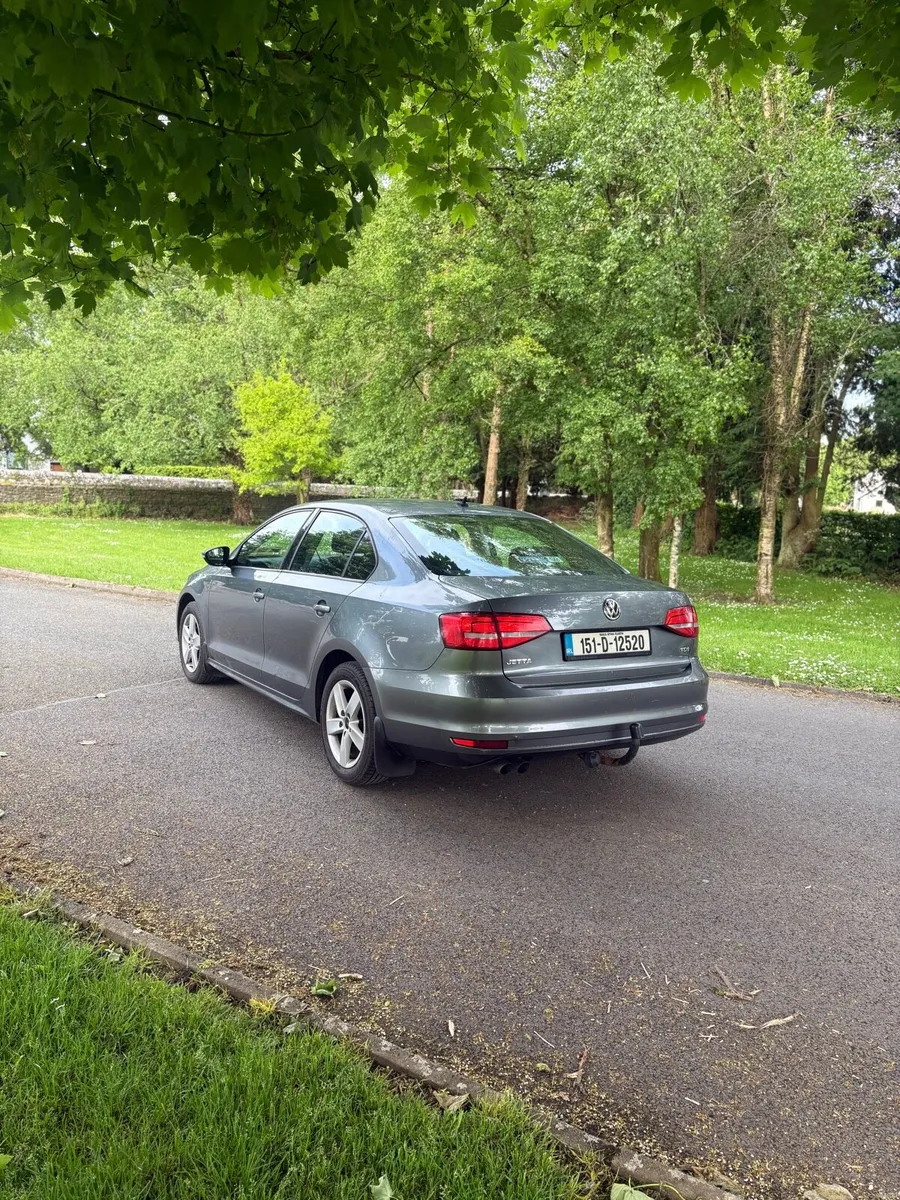 Volkswagen Jetta - Image 2