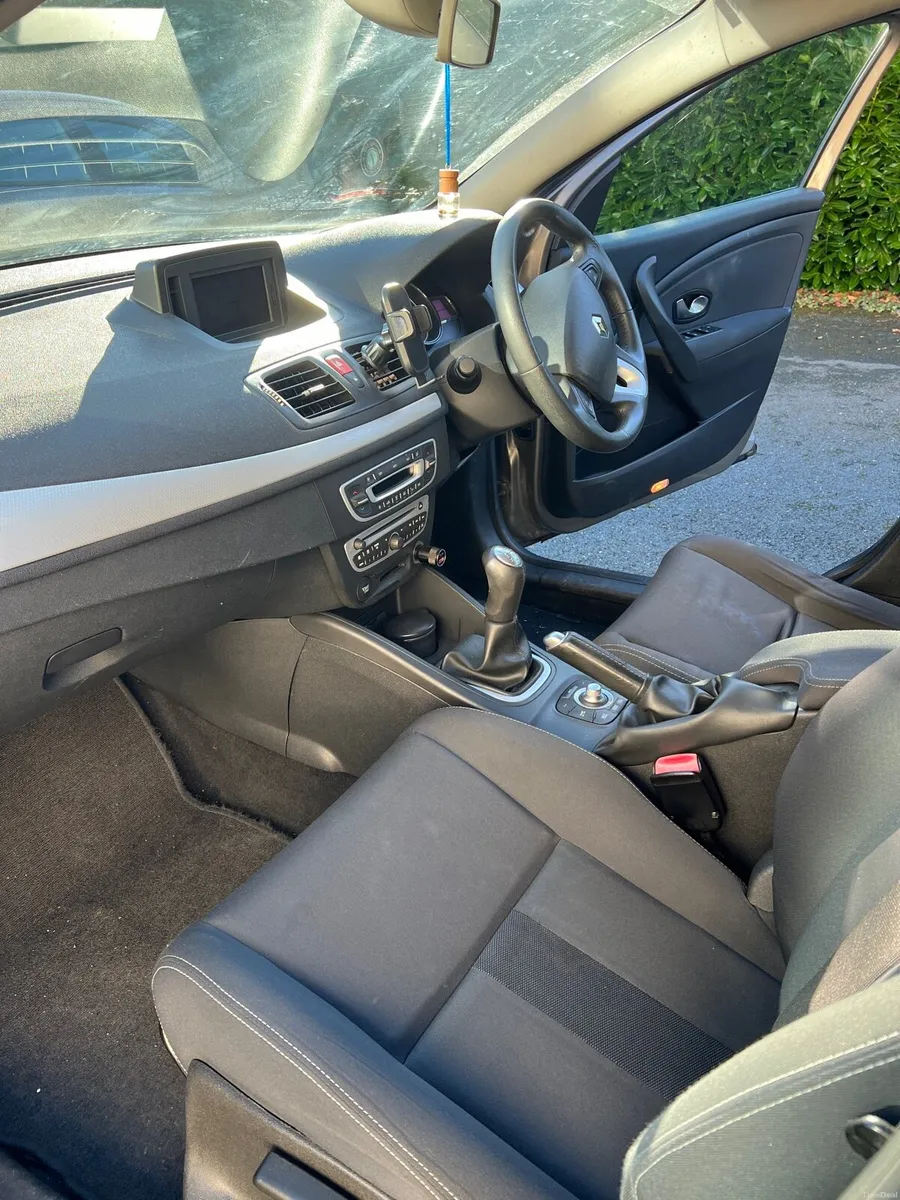 Renault Megane 2010 1.5 DCI - Image 4