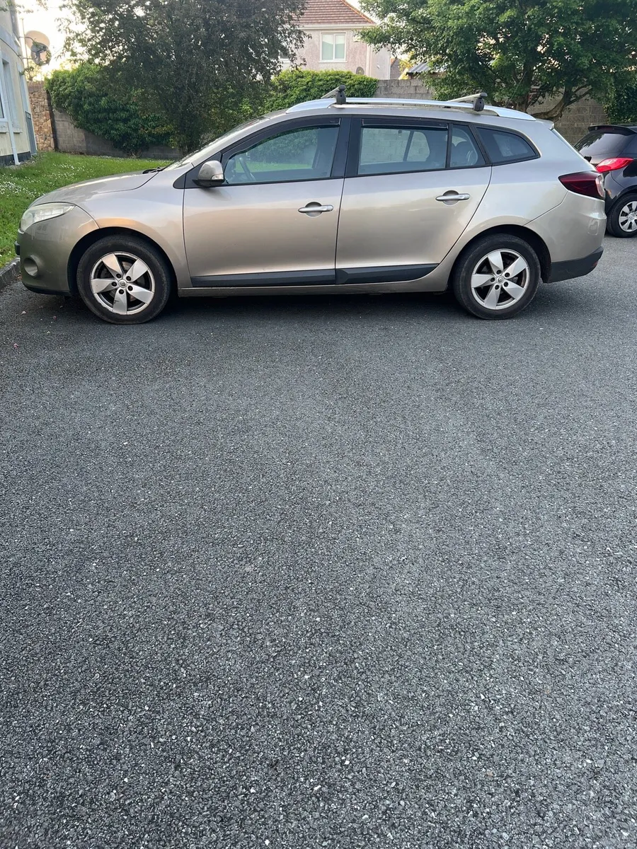 Renault Megane 2010 1.5 DCI - Image 1
