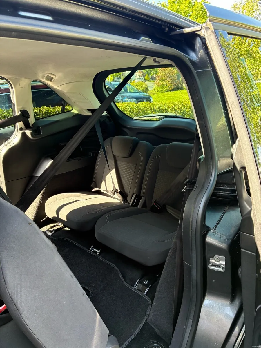 Ford grand C Max 1.5 HDI 7 seater Low mileage.2017 - Image 5