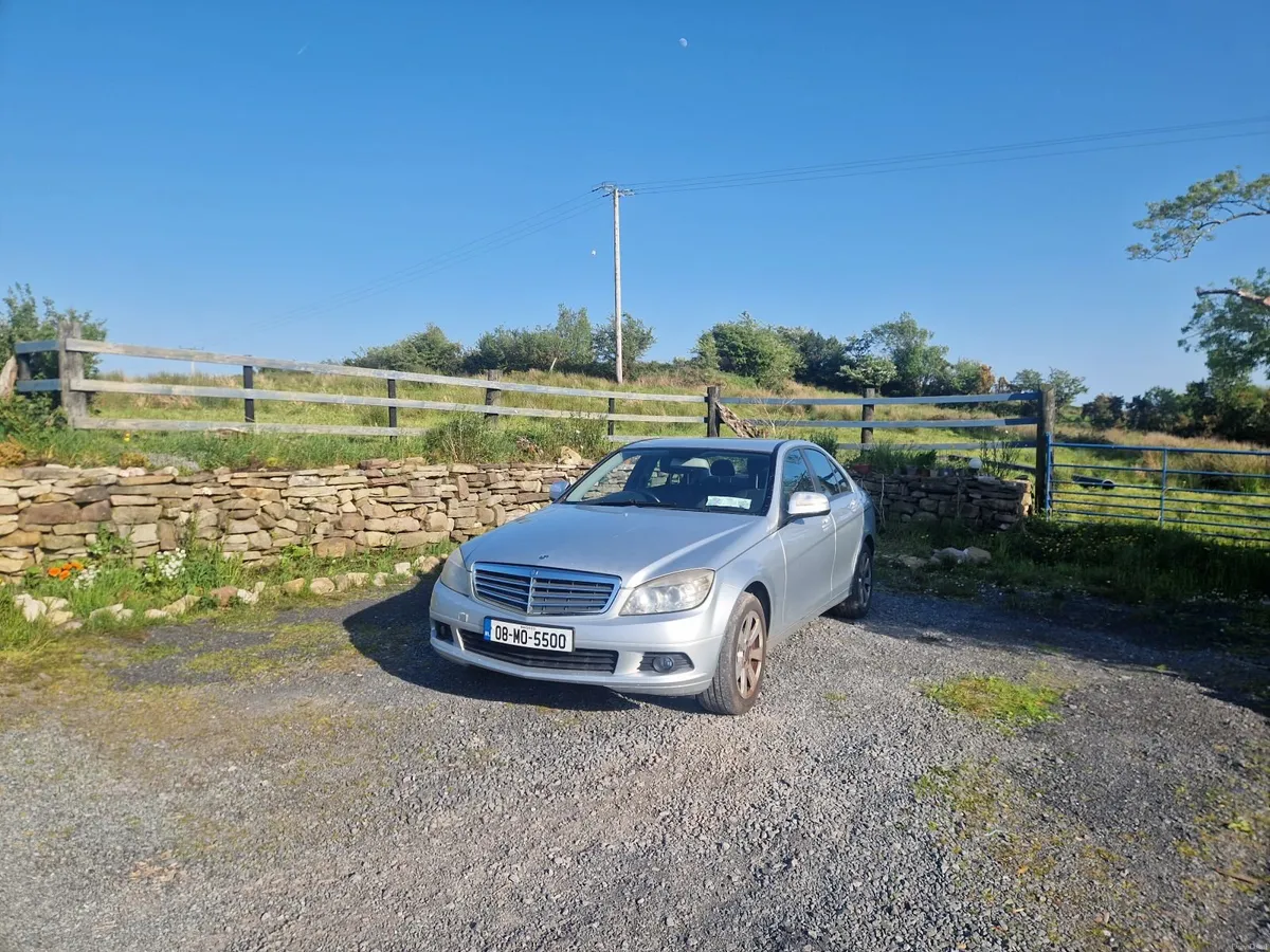 Mercedes-Benz C-Class 2008 - Image 3