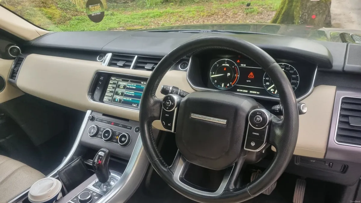 151 Range Rover Sport 3.0Sdv6 Hse - Image 3