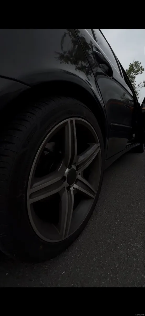Mercedes E class - Image 4