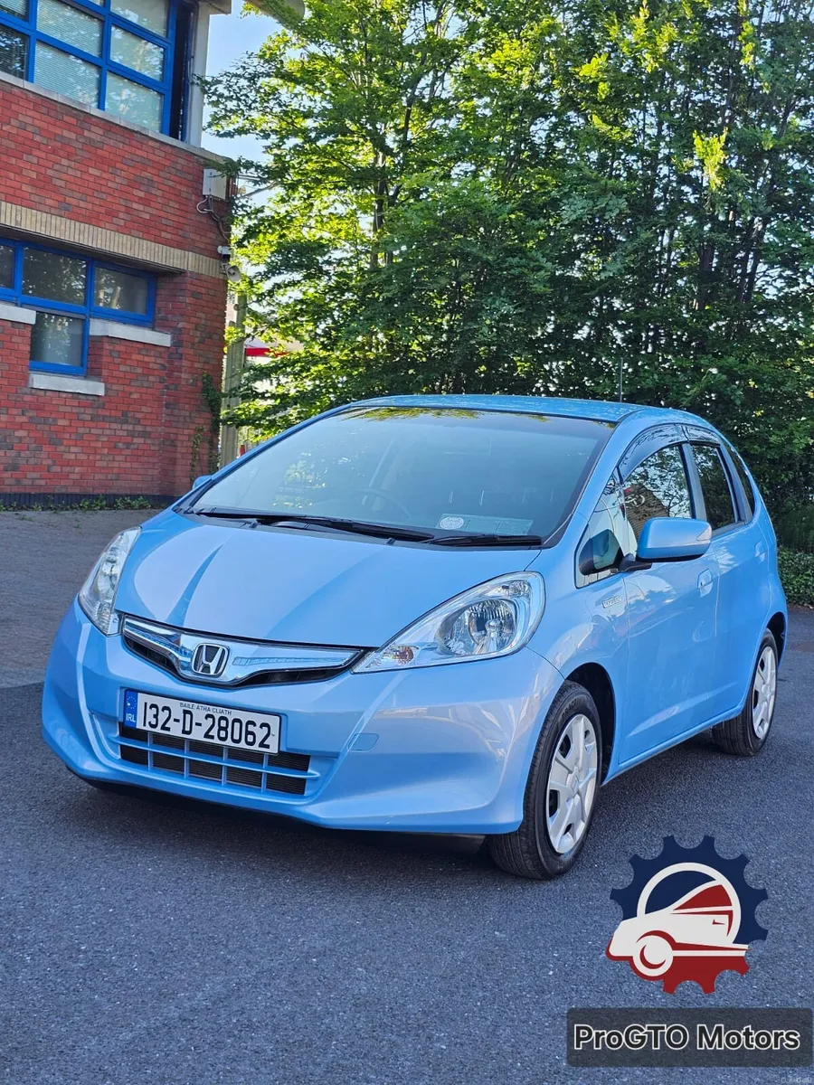 Honda Fit Hybrid Automatic - Image 1