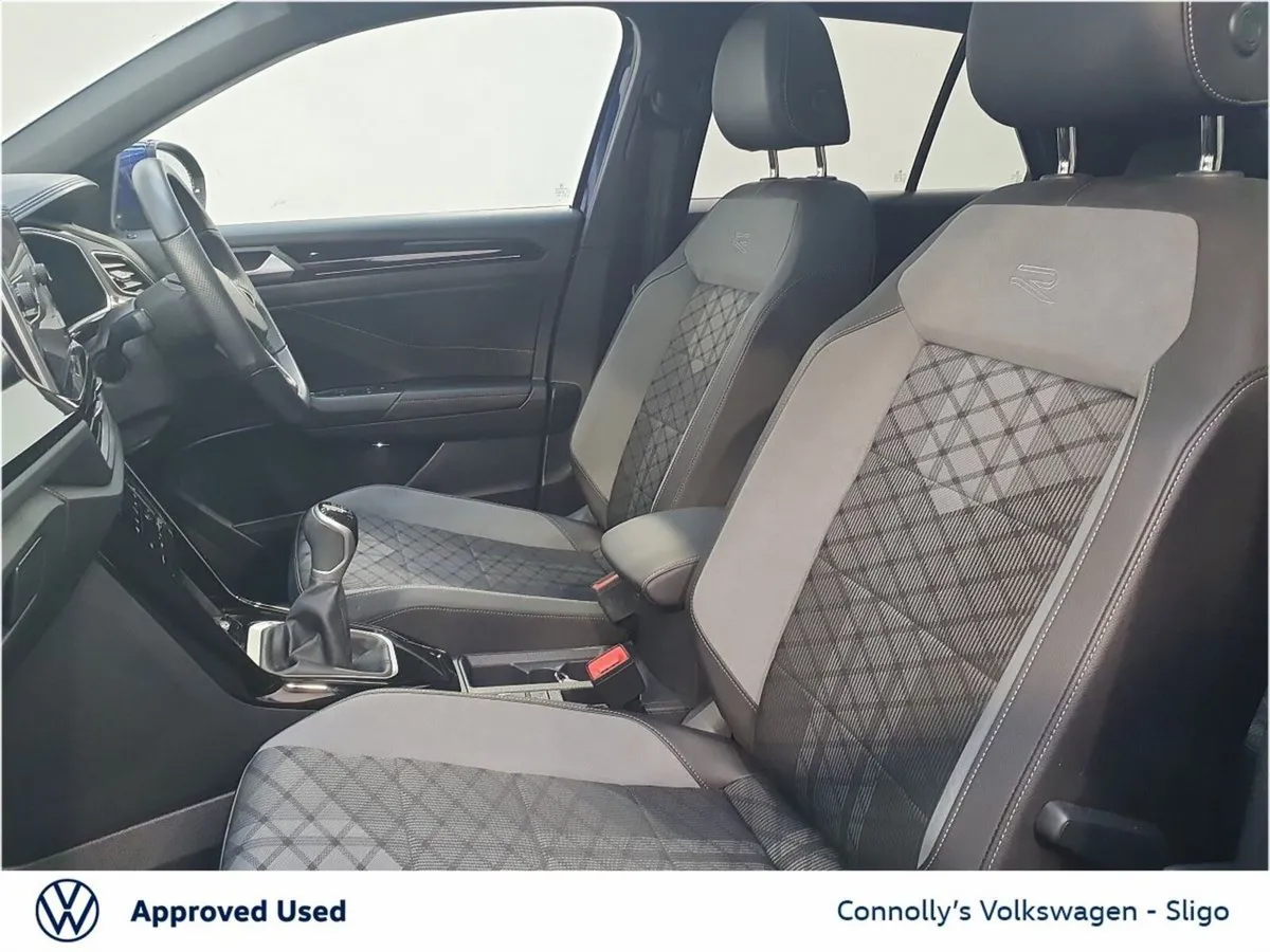 Volkswagen T-Roc RLINE 1.0TSI 110HP - Image 3