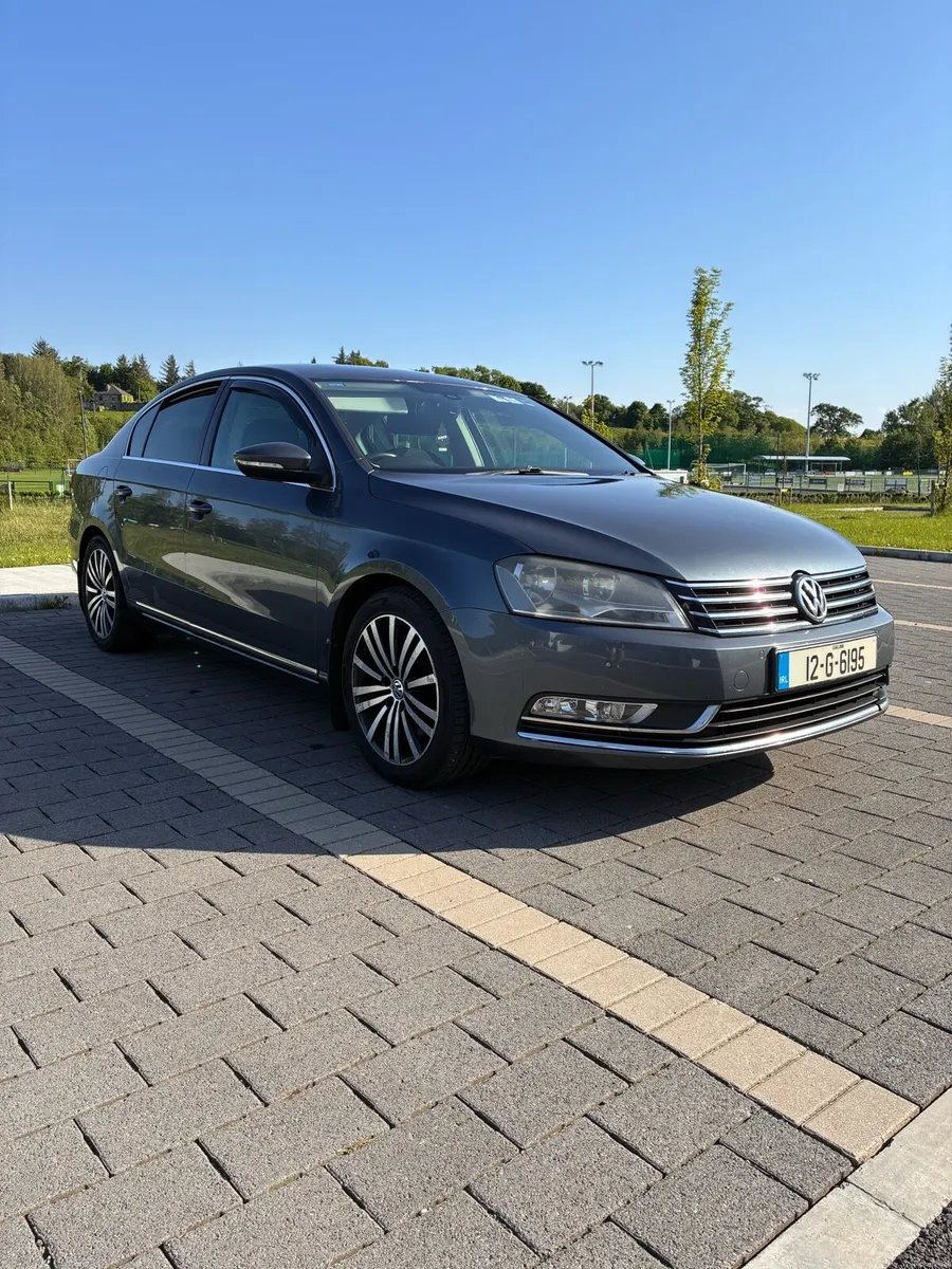 VW Passat 2012 2.0 TDI Bluemotion - Image 1