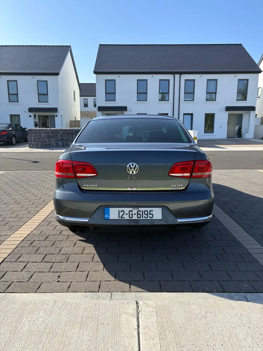 VW Passat 2012 2.0 TDI Bluemotion - Image 4