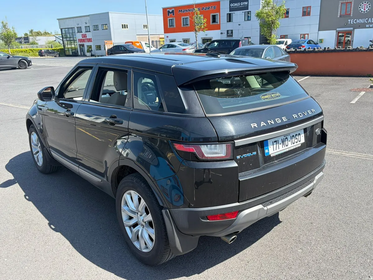171 RANGE ROVER EVOGUE - Image 4