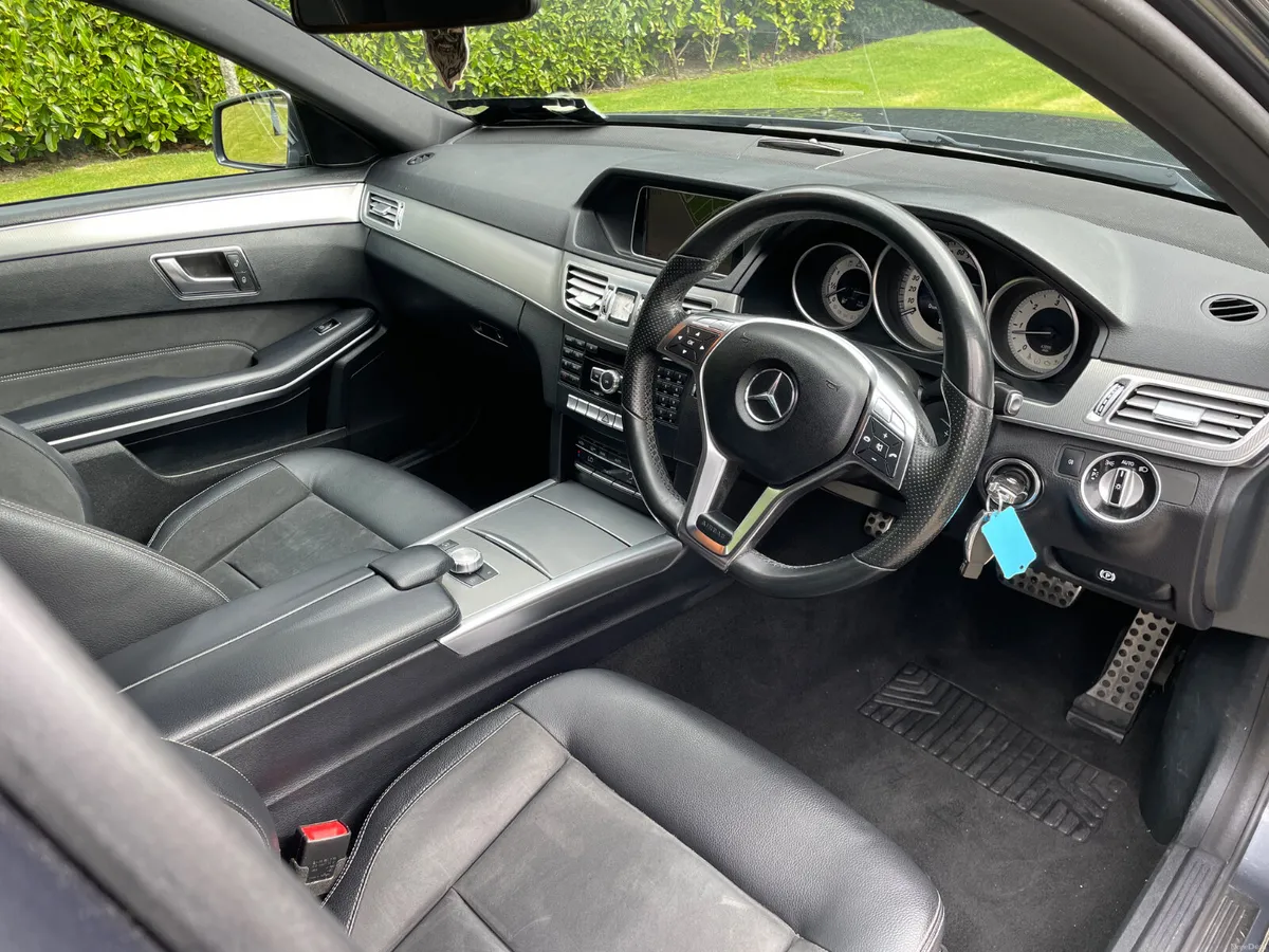 15 Mercedes-Benz E300 D Hybrid AMG New NCT €11900 - Image 4