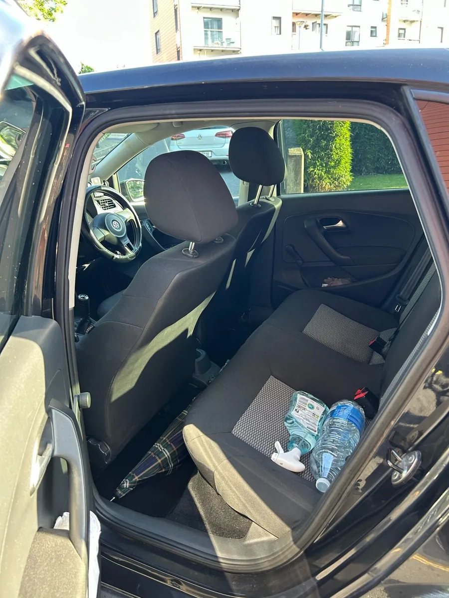 Car - Image 6