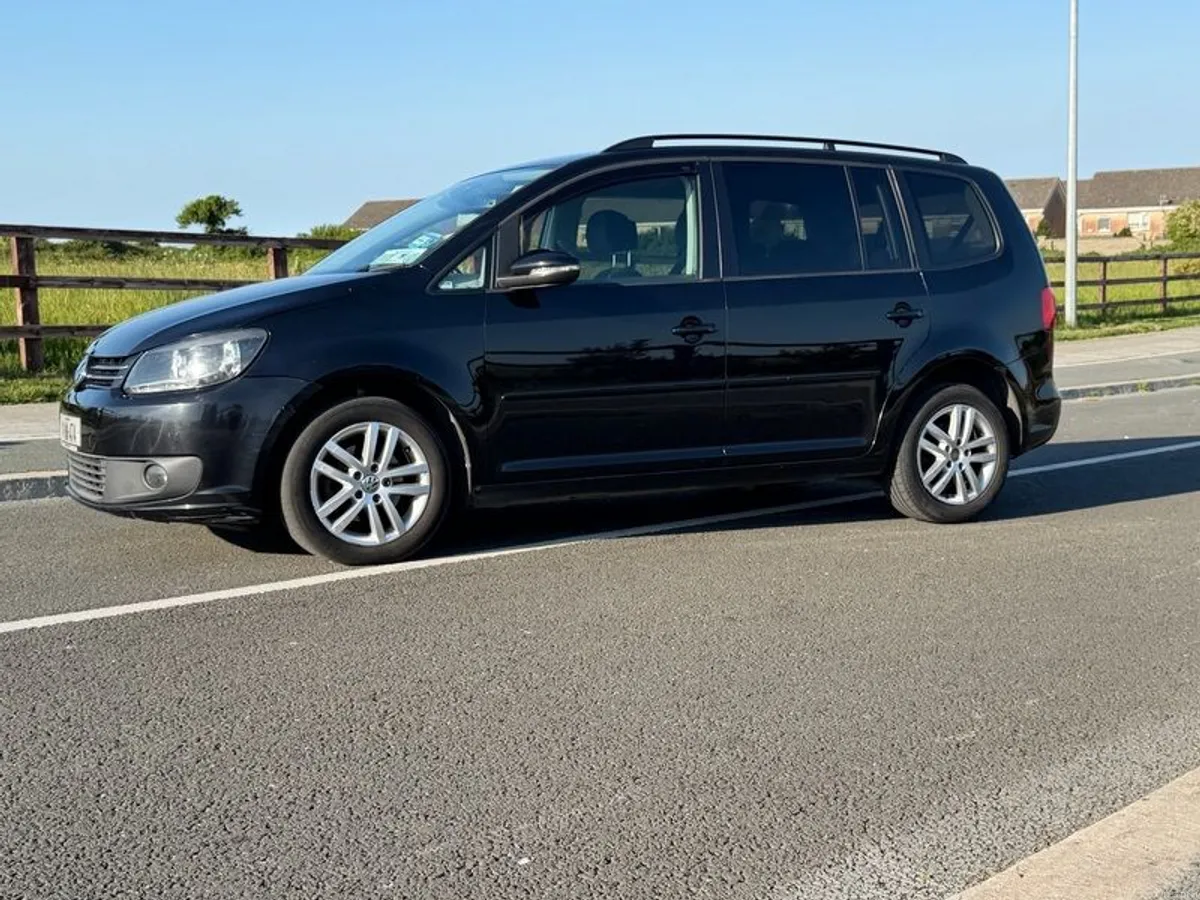 2014 Volkswagen Touran - Image 3