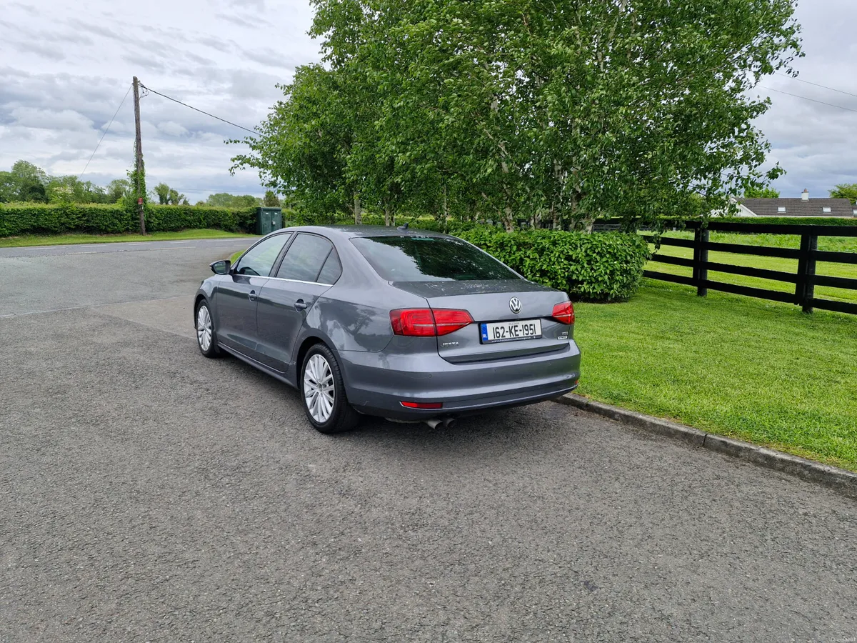 Volkswagen Jetta (NCT TESTED AND TAXED)!!! - Image 4