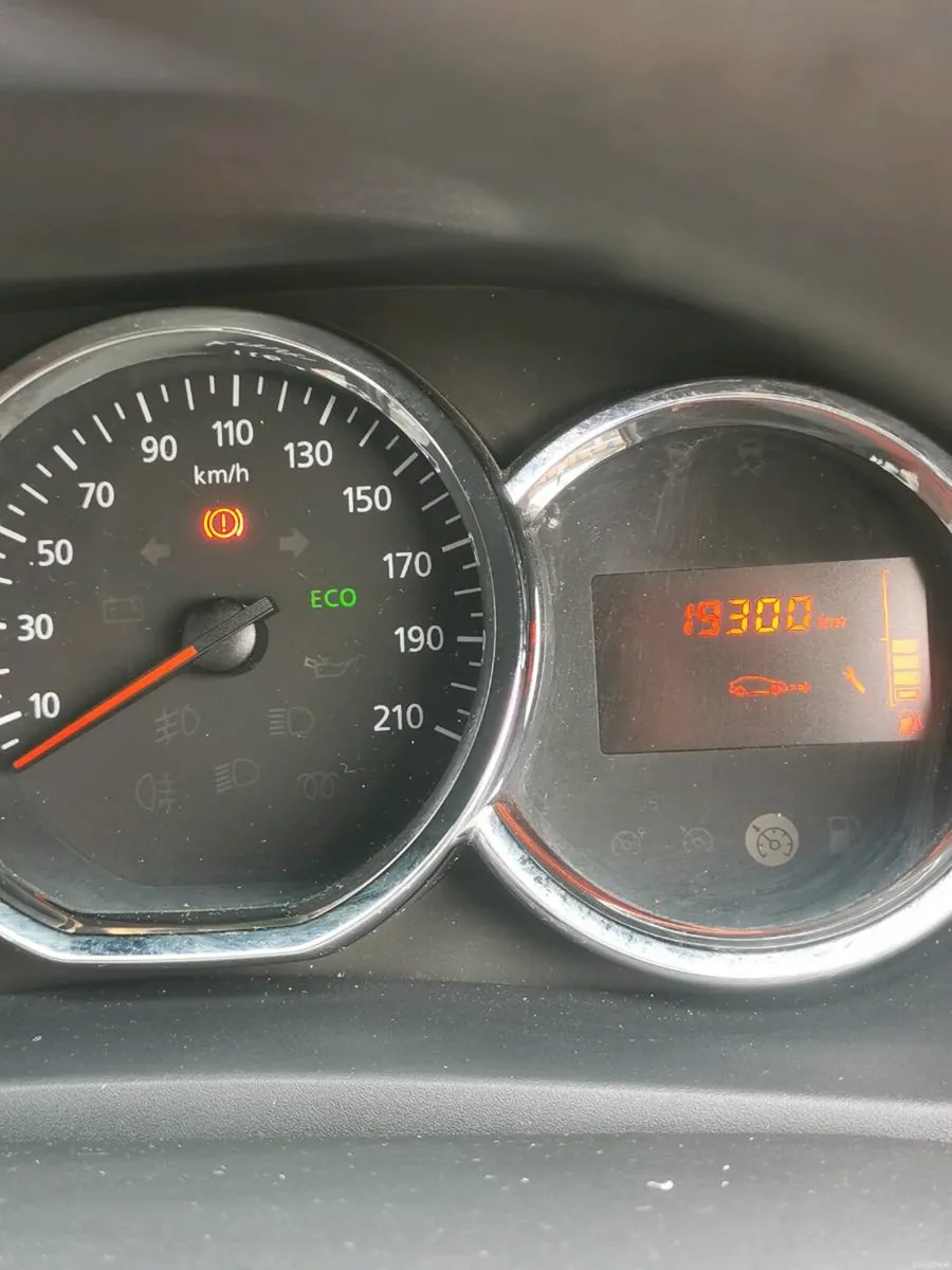 Car - Image 1