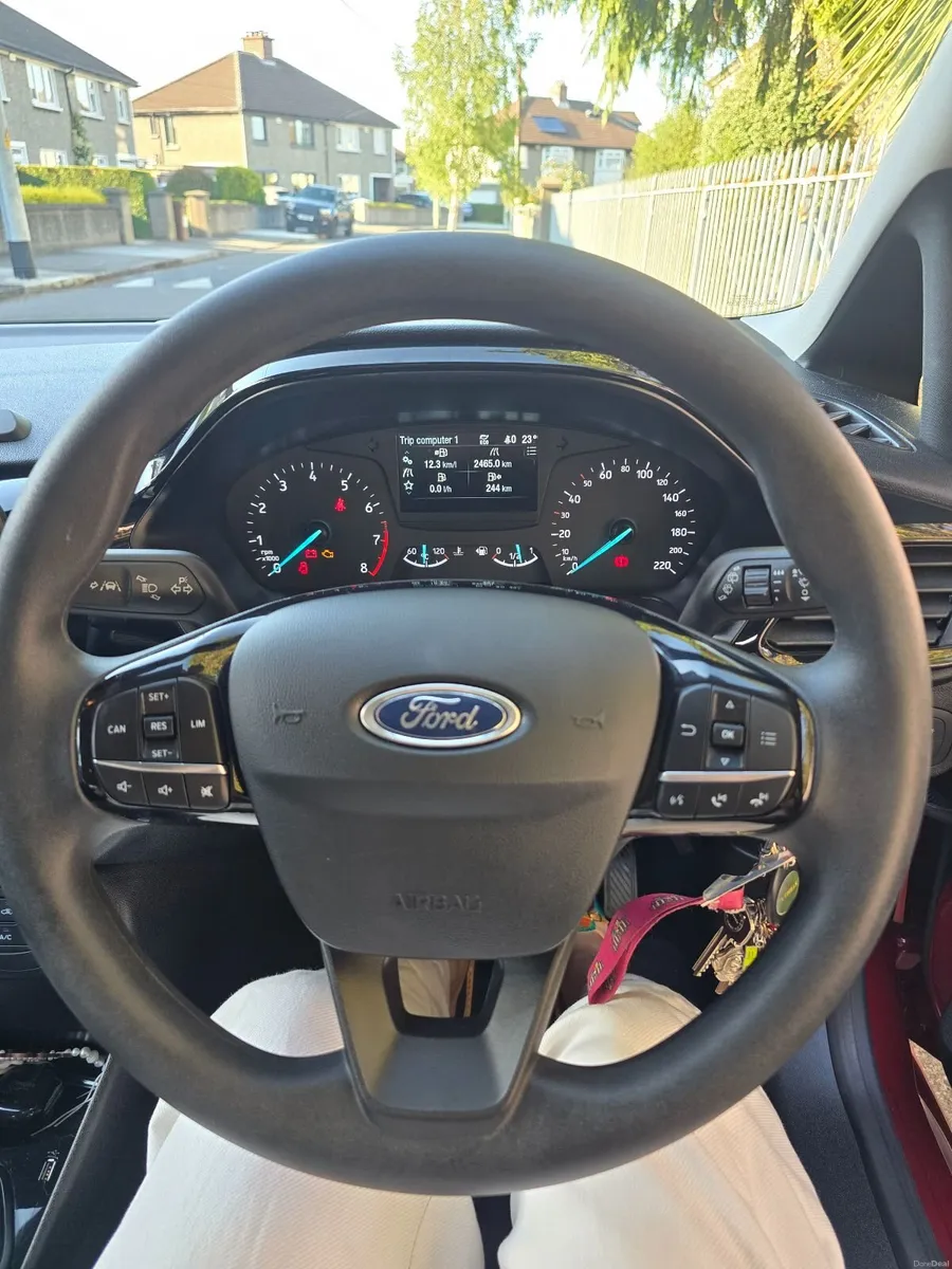 Ford Fiesta 2019 - Image 2