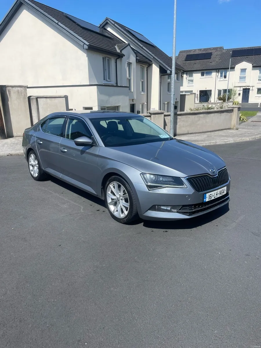 Skoda Superb - Image 2