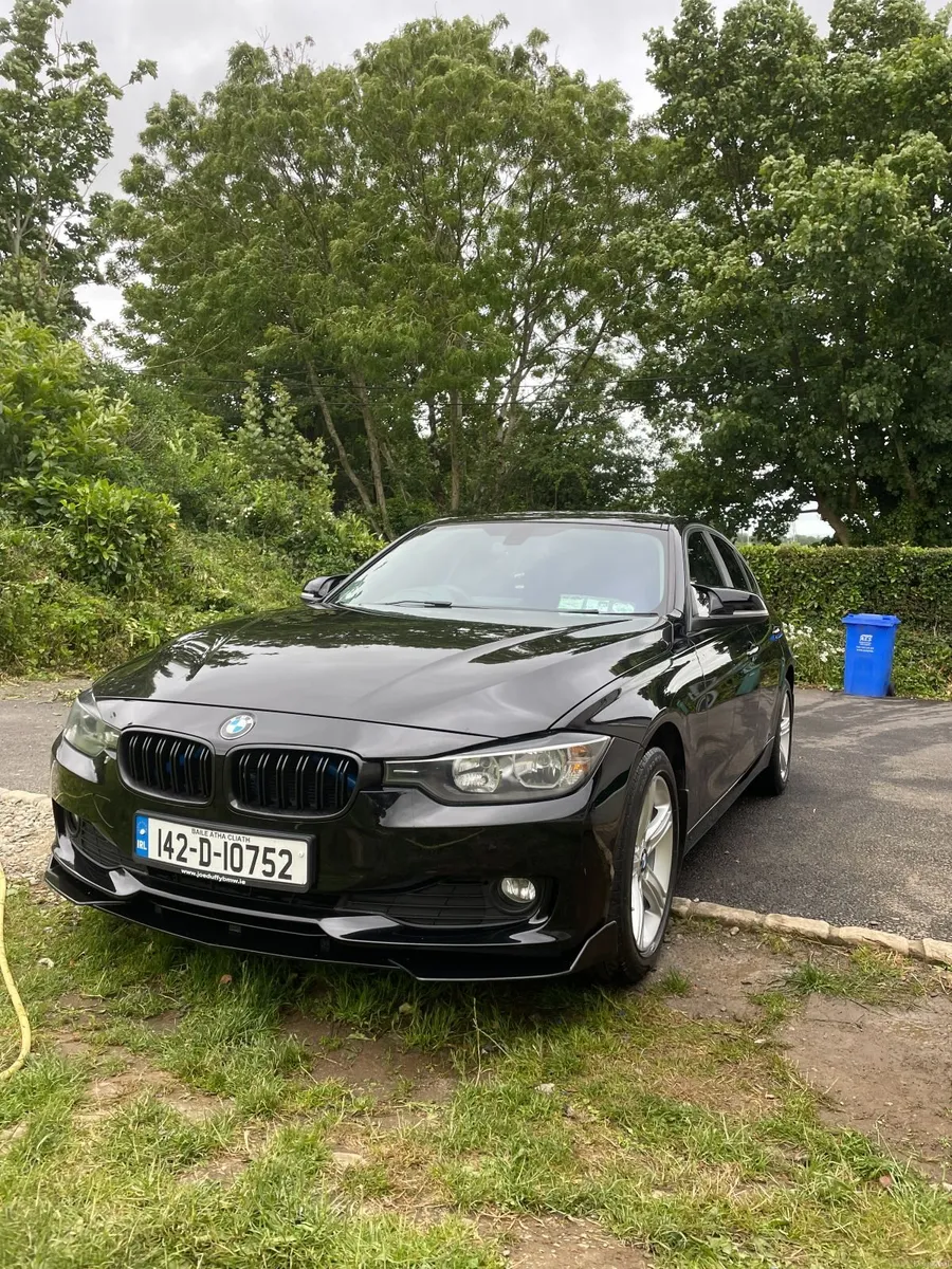 BMW 3-Series 2014 - Image 2