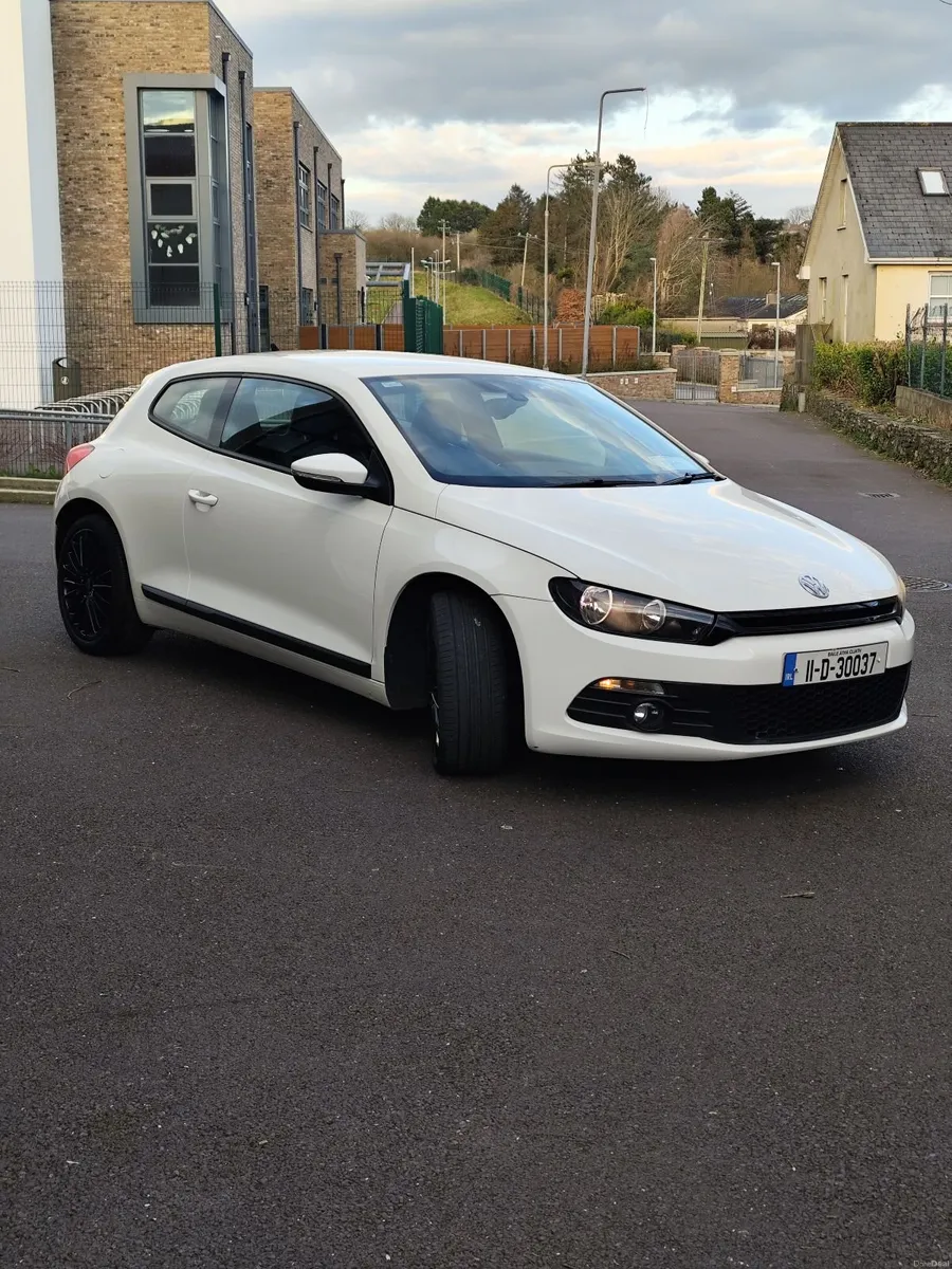 Volkswagen Scirocco 2011 - Image 4