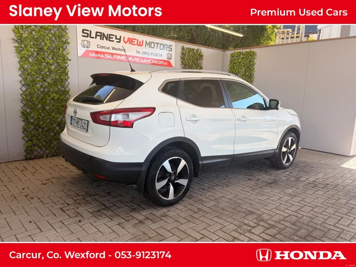Nissan Qashqai 1.5 SV PREMIUM '17 4DR - Image 2