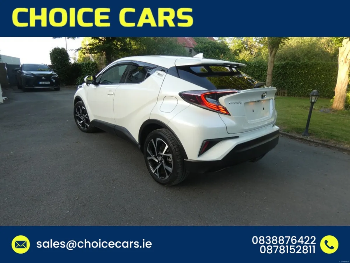 Toyota C-HR 1.8 AUTO HYBRID - Image 4