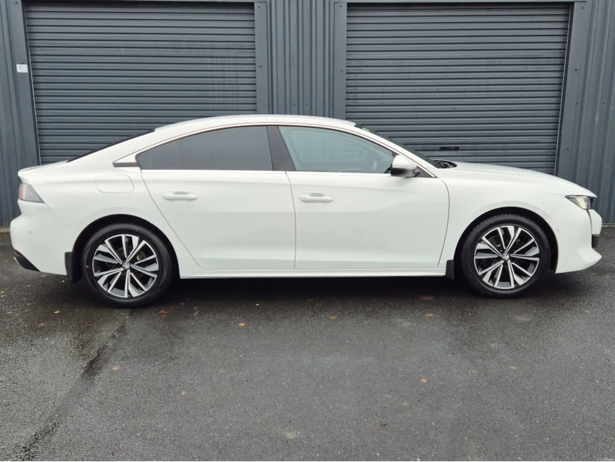 Peugeot 508 ALLURE 1.5 BLUE HDI 130 4DR AUTOMATIC - Image 4