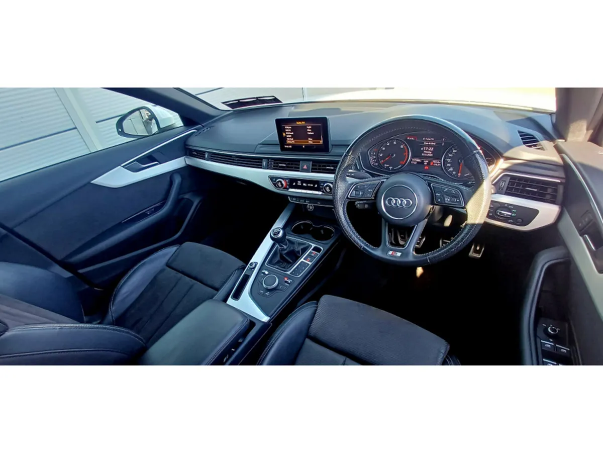 Audi A4 1.4 TFSI S LINE - Image 4