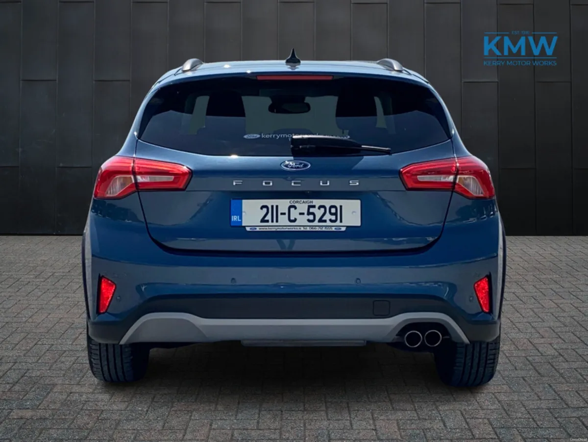 Ford Focus Active 1.5 120BHP..Camera - Image 4