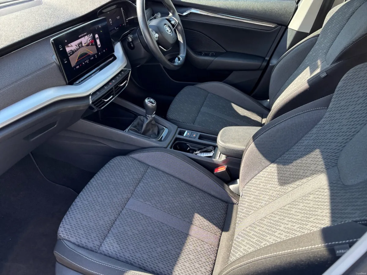 Skoda Octavia STYLE 2.0 TDI 115HP 5DR - Image 3