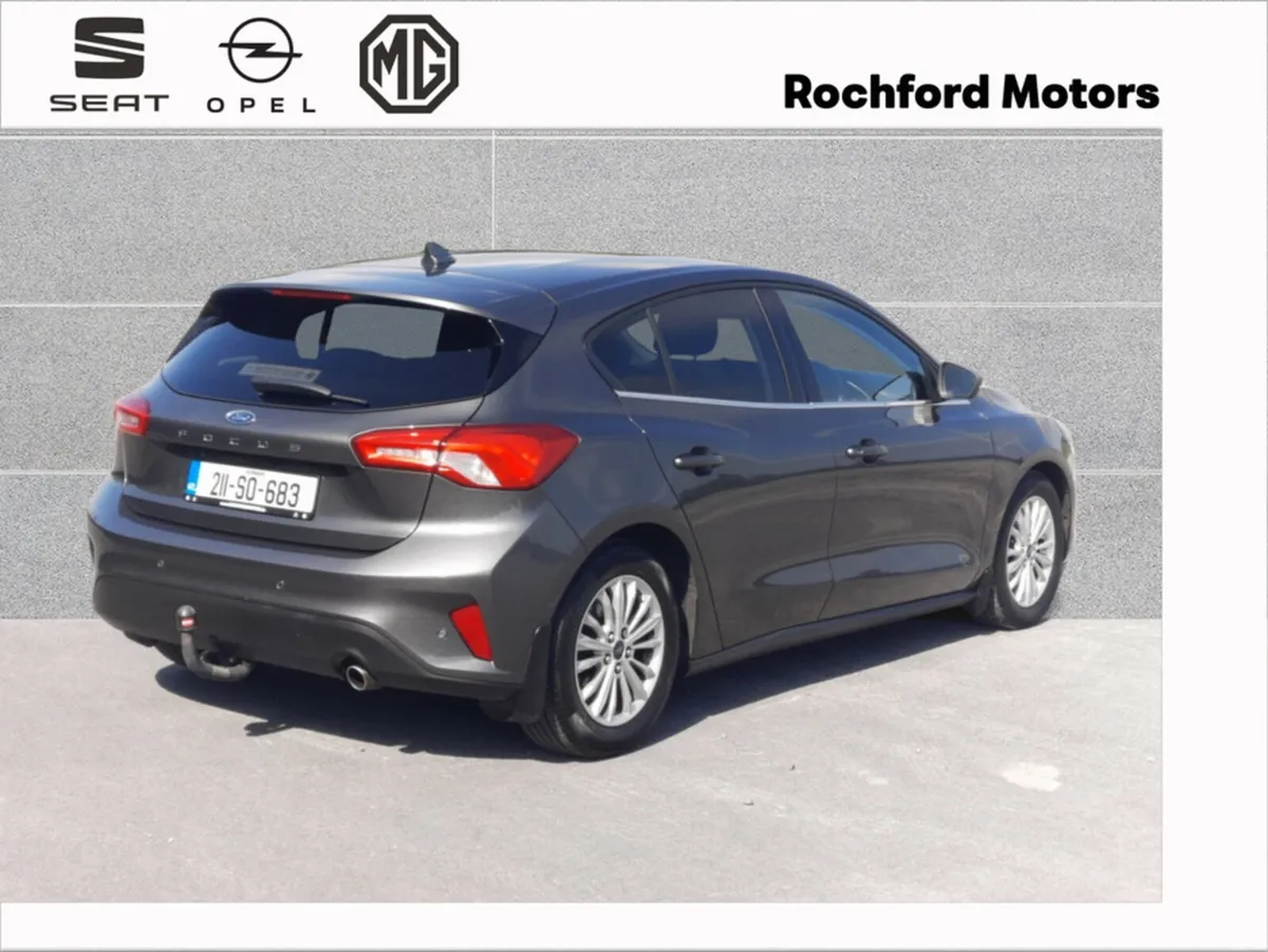 Ford Focus TITANIUM EDITION 5DR 1.5 T TD 120 4 - Image 4