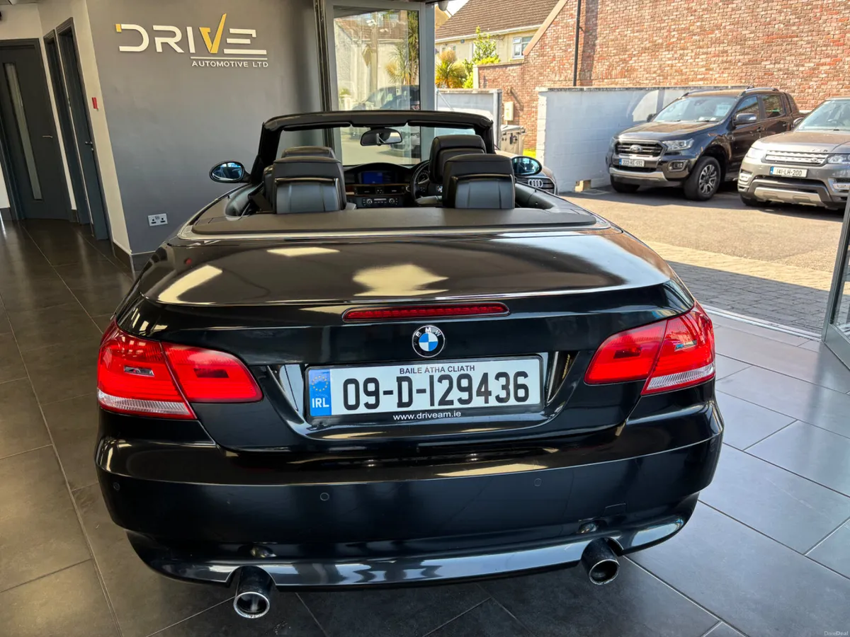 BMW 3-Series 2009 335i Automatic - Image 3