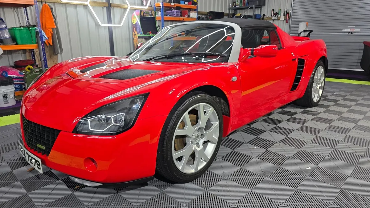 Vauxhall VX220 Turbo - 7,700 Miles - Image 3
