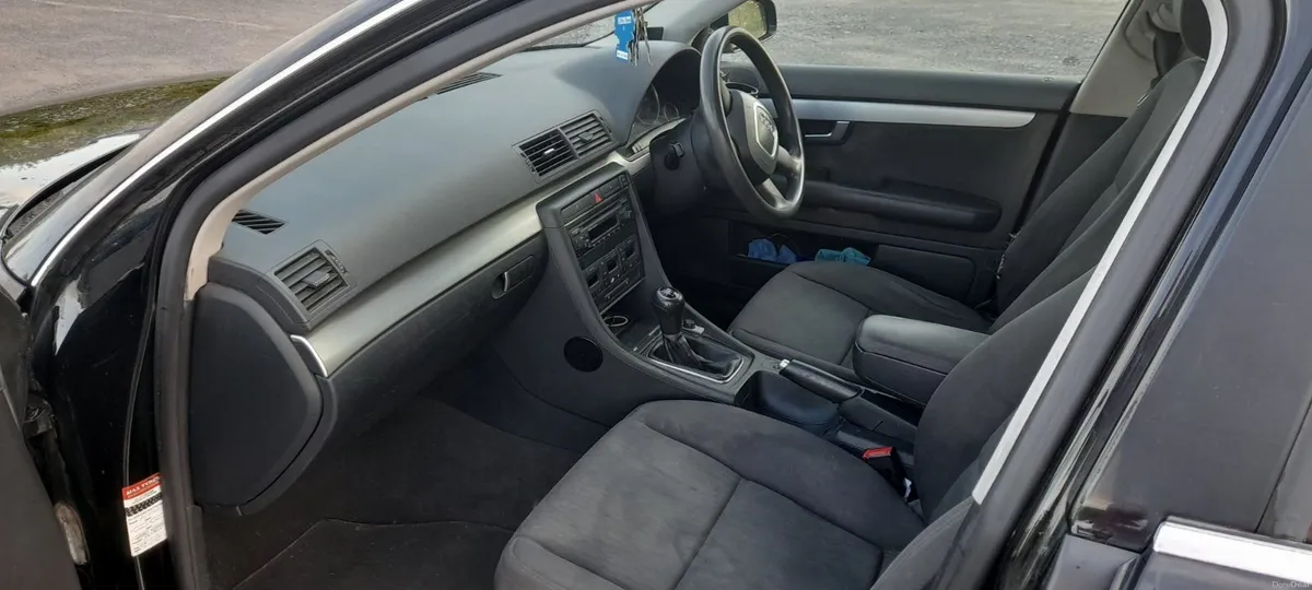 Audi A4 2006 - Image 2