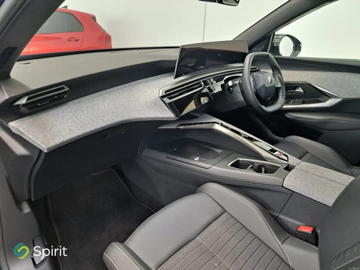 Peugeot 3008 1.2 Allure MHEV 136HP*Call Andrew 086 - Image 4