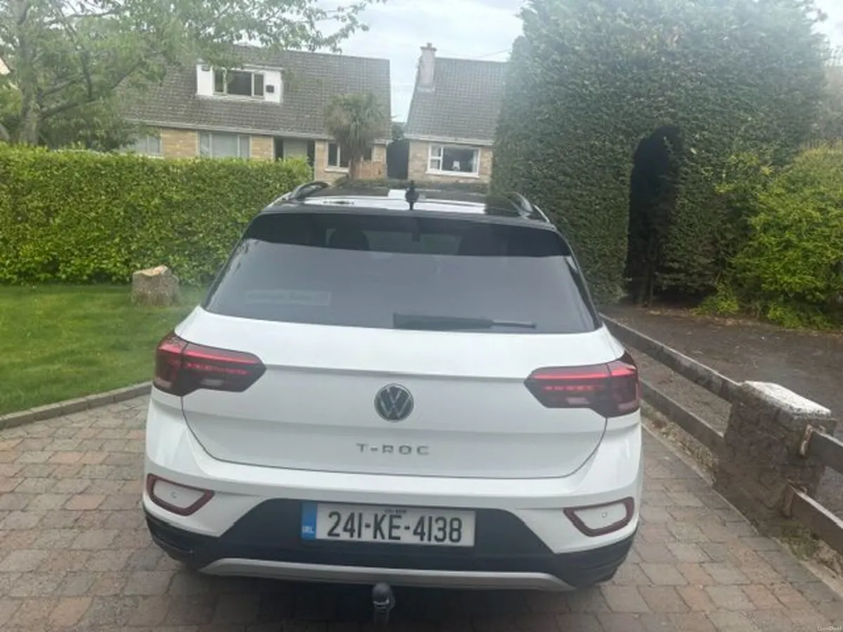 Volkswagen T-Roc 2024 - Image 4