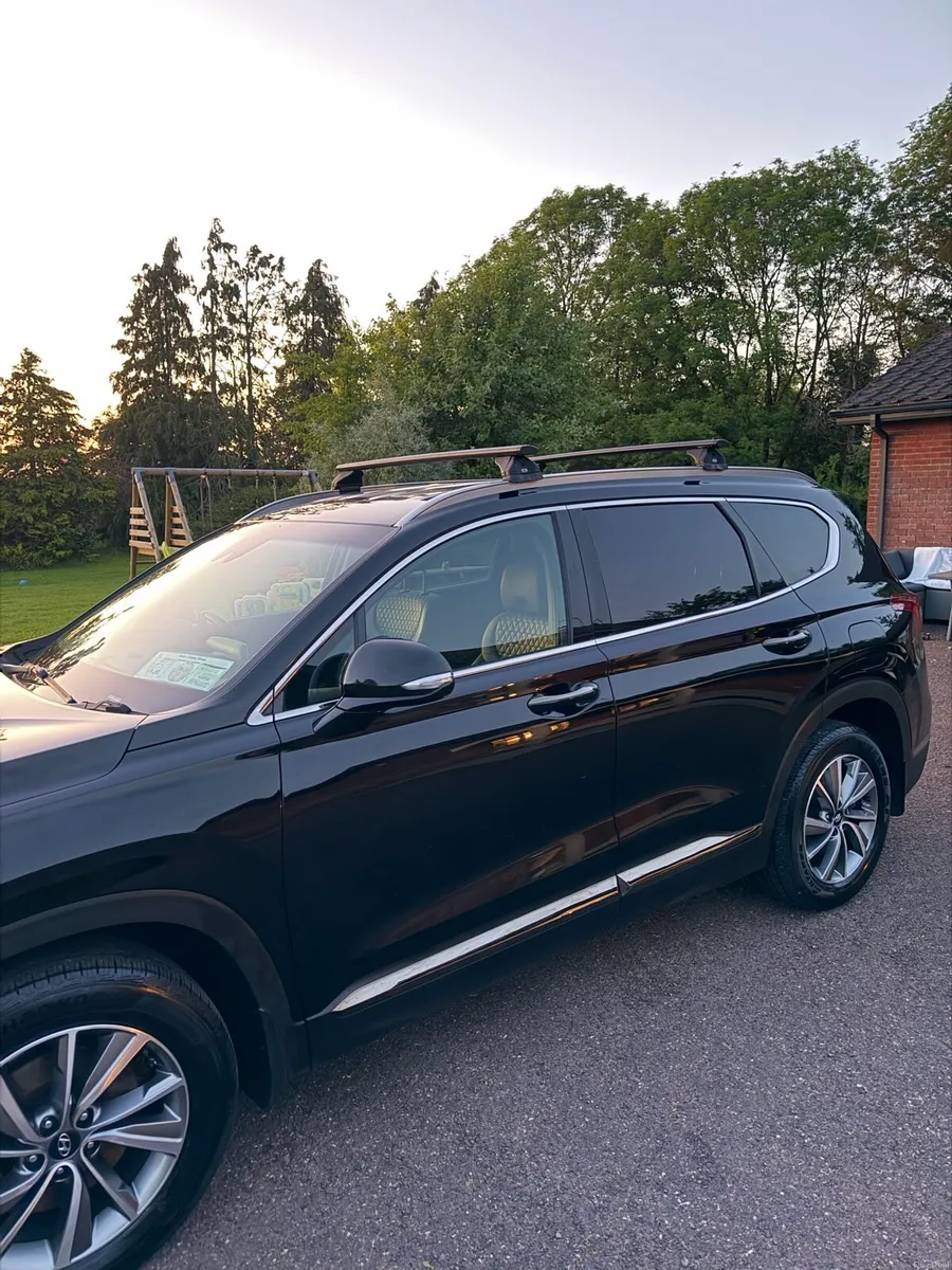 Hyundai Sante Fe 7 Seater 2.2 4WD Executive Plus - Image 3