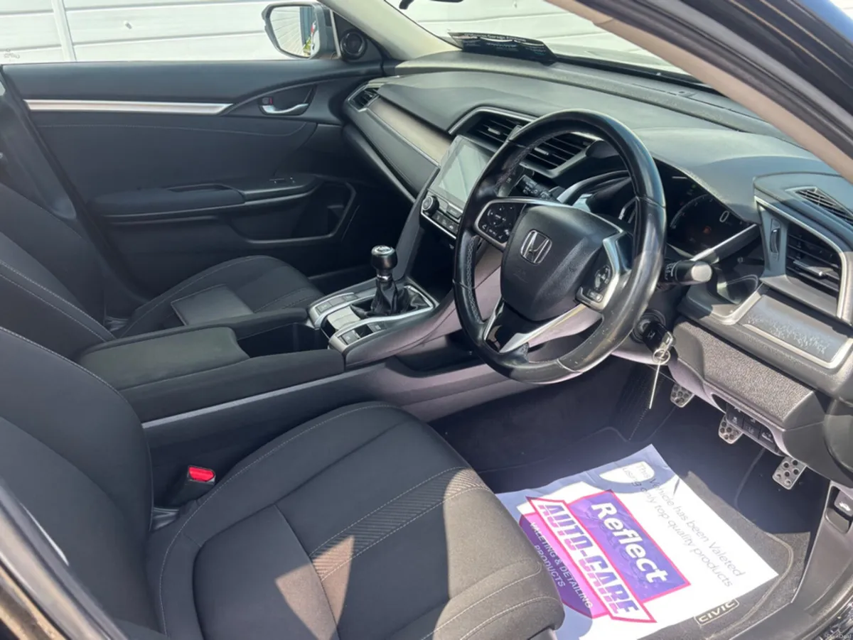 Honda Civic 4DR 1.0 124BHP SMART PLUS - Image 3